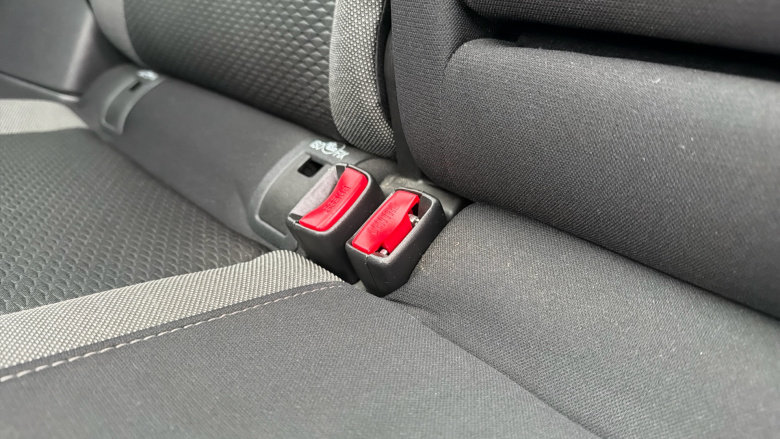 Nissan Qashqai 1.3 DiG-T N-Connecta 5dr [Glass Roof Pack] Petrol Hatchback